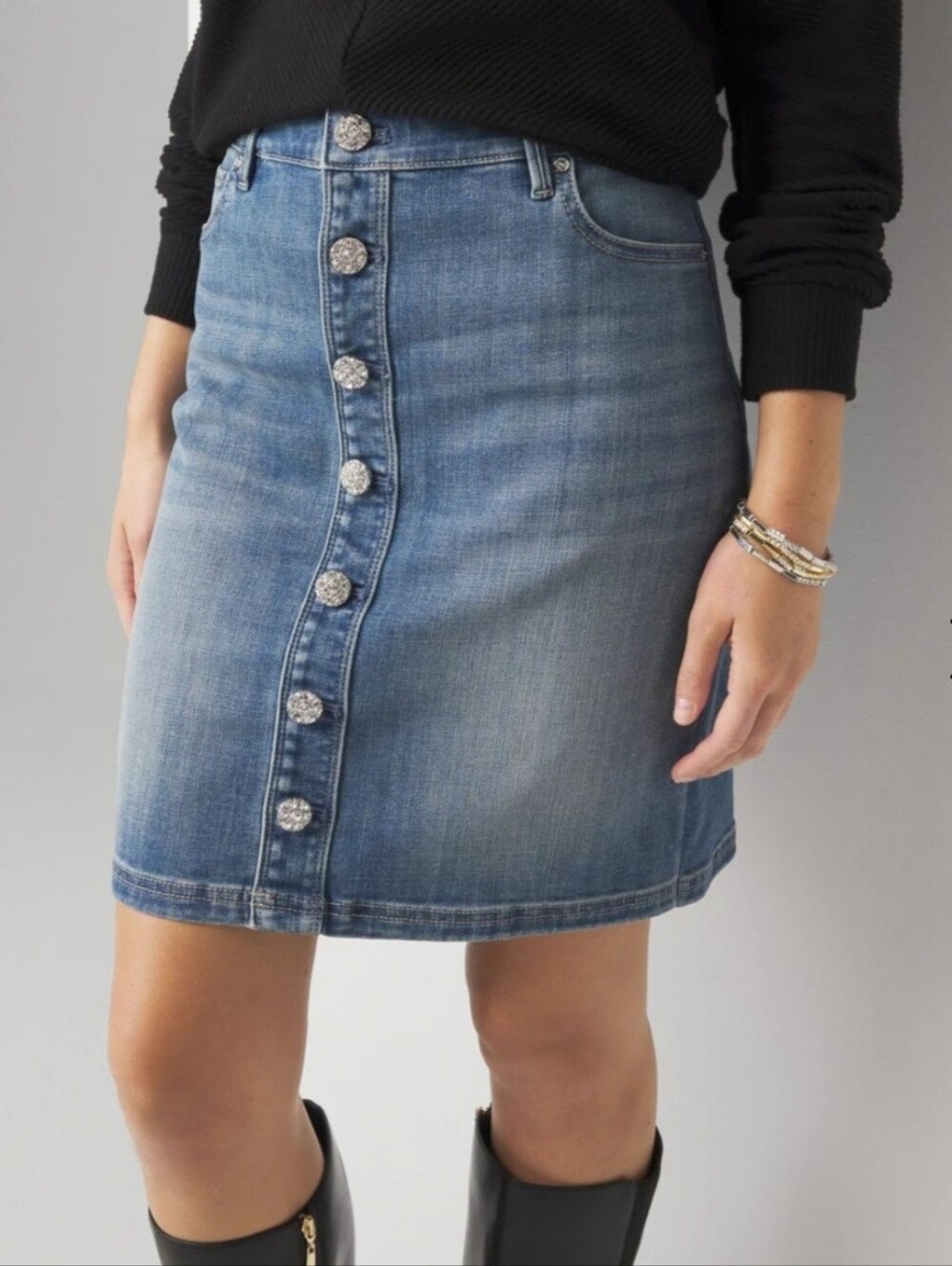 NWT Womens White House Black Market Button-Front Light Blue Denim Mini Skirt Sz6
